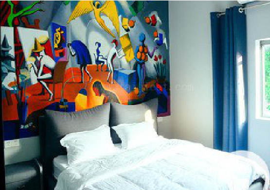 嵩县对于酒店的墙体彩绘而言更注重哪些方面？